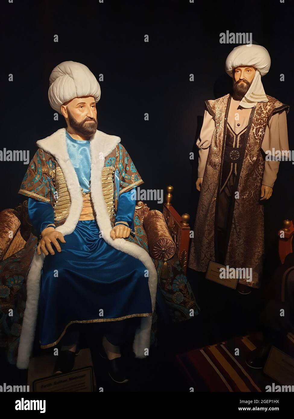 Eskisehir, Turquie, 7 juin 2019 : sculptures du sultan Fatih Mehmet et Osmangazi dans le musée de la sculpture de cire Yilmaz Buyukersen, Eskisehir, Turquie. Banque D'Images
