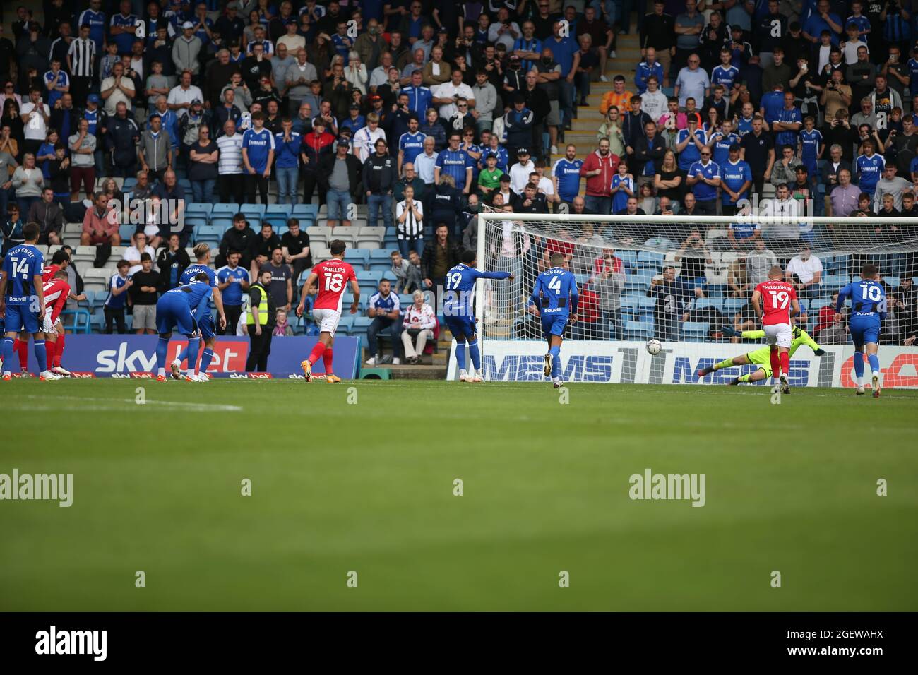 GILLINGHAM, Royaume-Uni. Lors du match Sky Bet League 1 entre Gillingham et Morecambe au MEMS Priestfield Stadium, à Gillingham, le samedi 21 août 2021. (Credit: Tom West | MI News) Credit: MI News & Sport /Alay Live News Banque D'Images