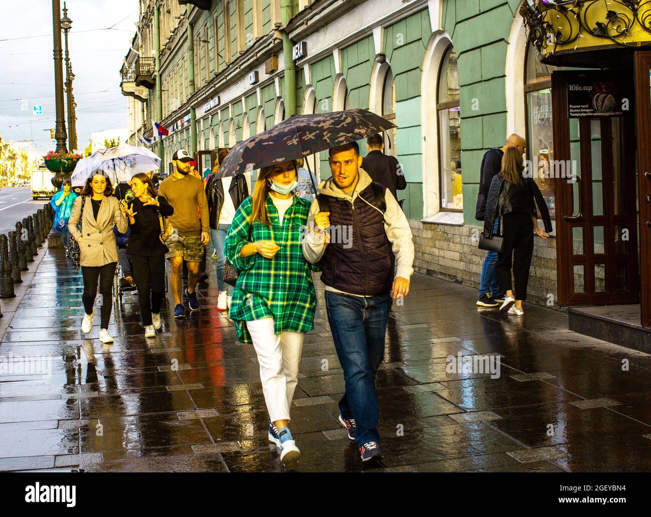 Nevsky Prospekt, à pied Banque D'Images