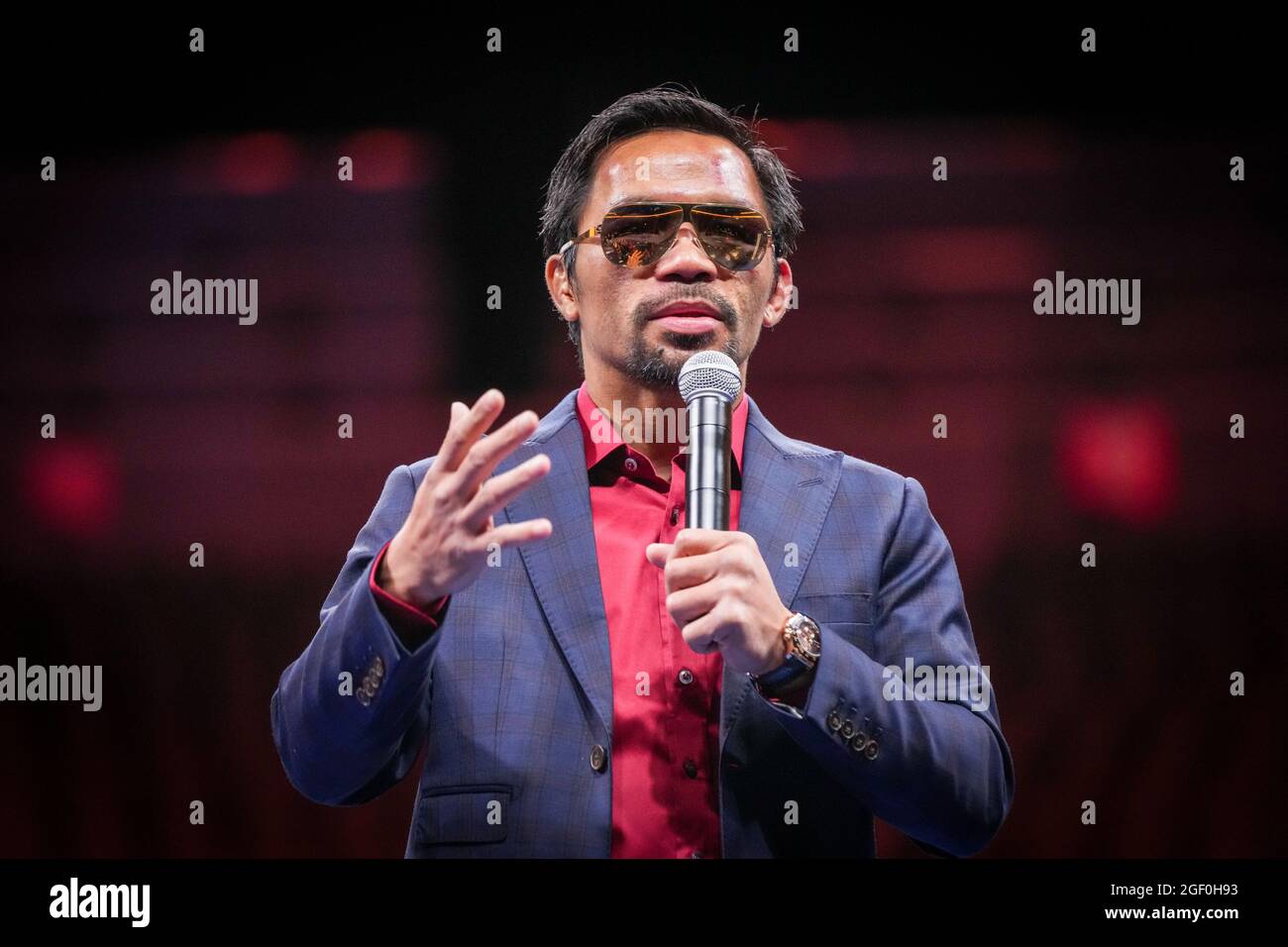 LAS VEGAS, NV - AOÛT 21: Manny Pacquiao parle avec la presse à la suite de sa perte à UGAS atat T-Mobile Arena pour Pacquiao vs UGAS - principal événement le 21 août 2021 à Las Vegas, NV, États-Unis. (Photo de Louis Grasse/PxImages) crédit: PX Images/Alamy Live News Banque D'Images