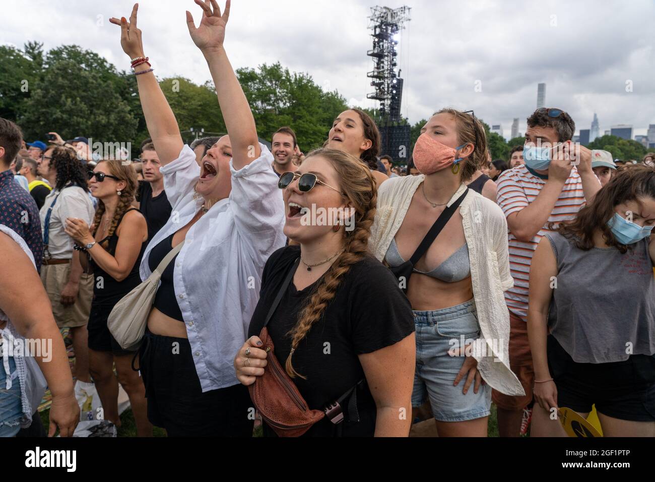 New York, États-Unis. 21 août 2021. Les gens se rassemblent pour le « We Love NYC: The Homecoming concert » au Great Lawn à Central Park, New York City. (Photo par Ron Adar/SOPA Images/Sipa USA) crédit: SIPA USA/Alay Live News Banque D'Images