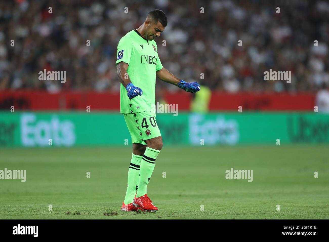 Nice, France, le 22 août 2021. Walter Benitez, de l'OGC Nice, réagit lors du match de la marque 1 au stade Allianz Riviera, à Nice. Le crédit photo devrait se lire: Jonathan Moscrop / Sportimage Banque D'Images