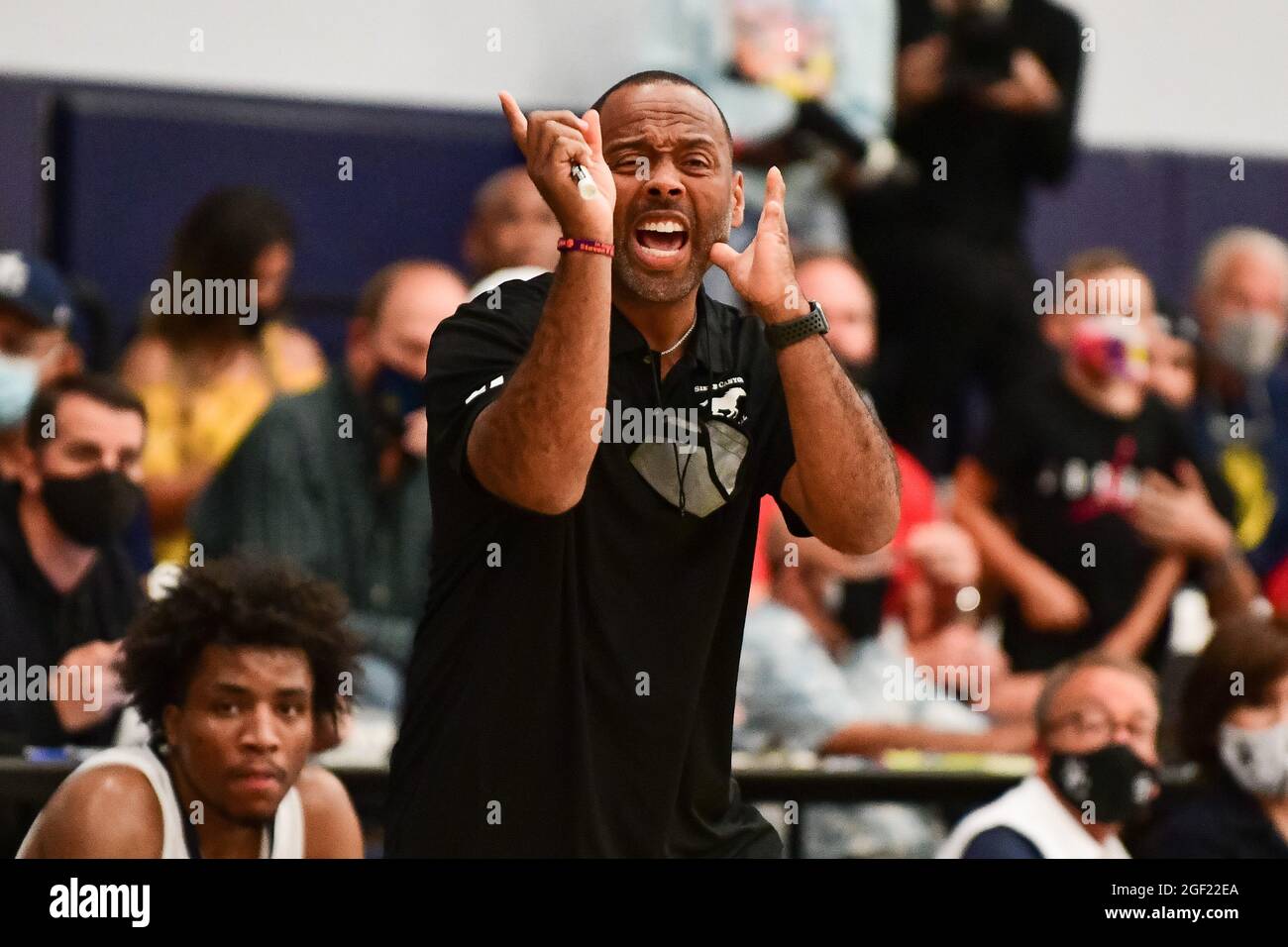 André Chevalier, entraîneur-chef des TrailBlazer du Sierra Canyon, lors du match de basket-ball du championnat de la section Sud 2021 du CIF, le vendredi 11 juin 2021, en C Banque D'Images