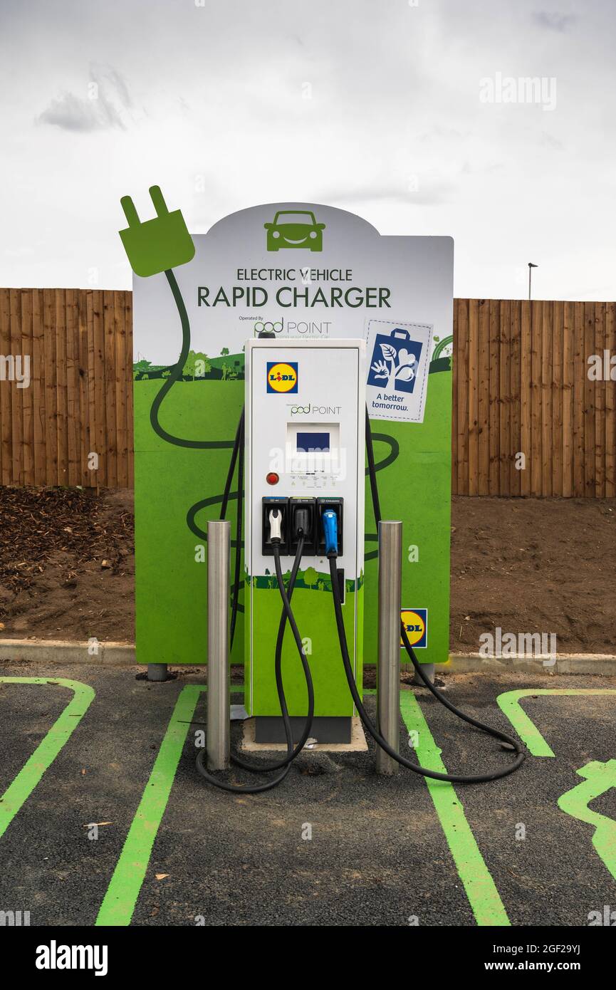 Twin Rapid Charger au nouveau supermagasin Lidl de Broadland Park Norwich Norfolk Banque D'Images