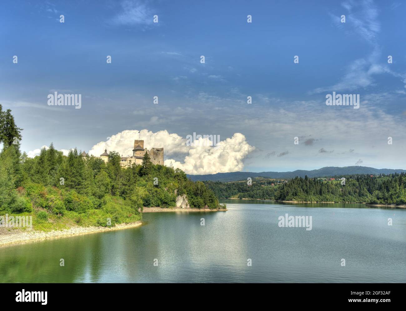 Niedzica, sud de la Pologne, HDR image Banque D'Images