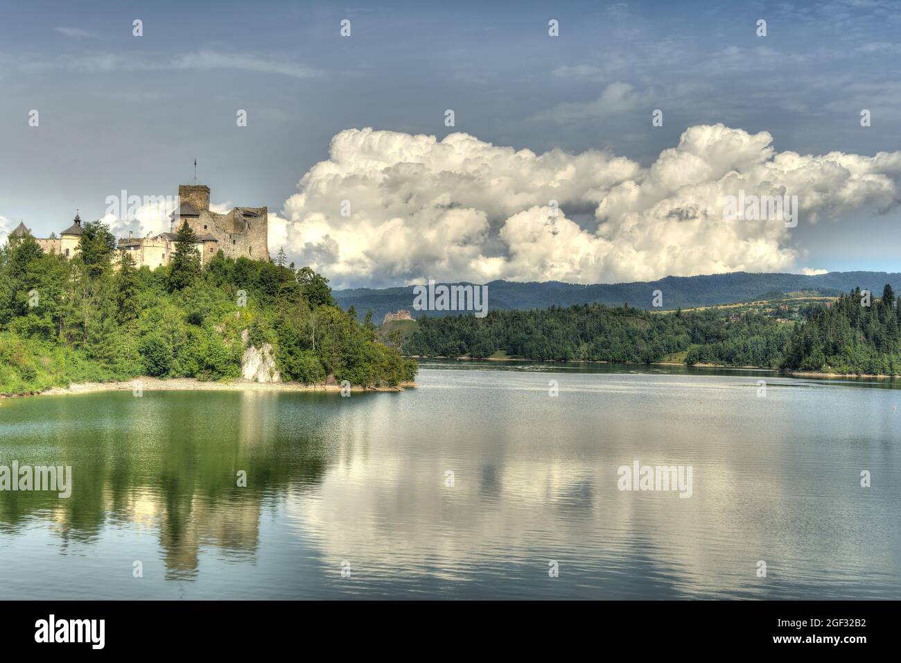 Niedzica, sud de la Pologne, HDR image Banque D'Images