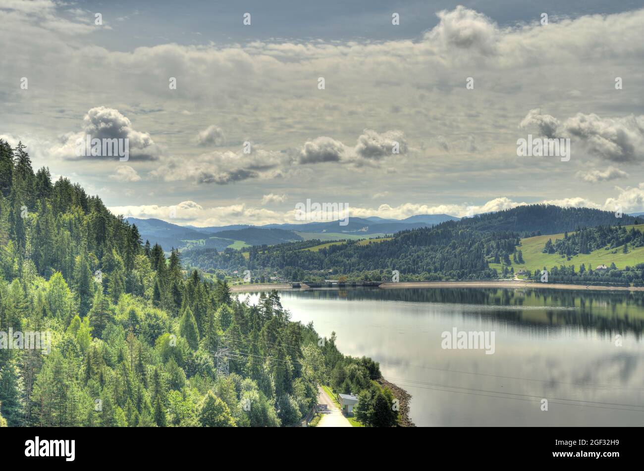 Niedzica, sud de la Pologne, HDR image Banque D'Images