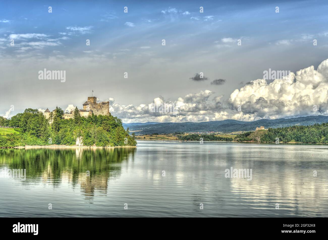 Niedzica, sud de la Pologne, HDR image Banque D'Images