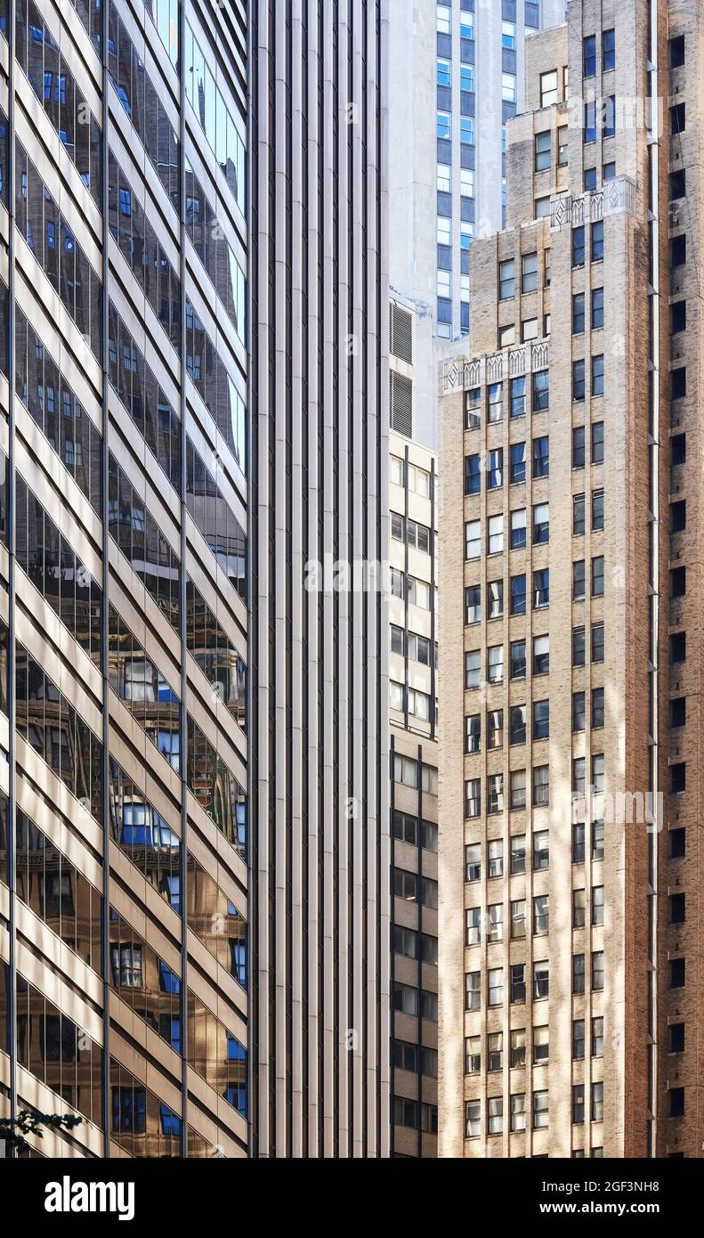 Façades de bâtiments, architecture diversifiée de Manhattan, New York City, États-Unis. Banque D'Images