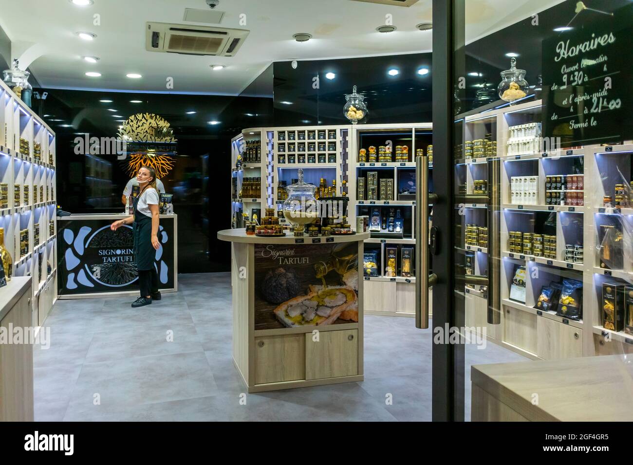 Nice, France, magasins d'alimentation locaux, truffes champignons Banque D'Images