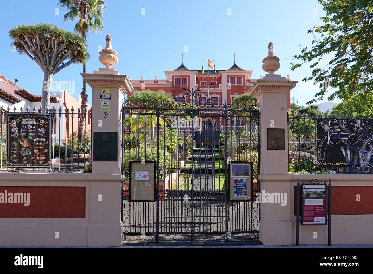 La Orotava, Tenerife, Espagne-01 janvier 2020, Palais Liceo de Taoro dans le village de la Orotava Banque D'Images