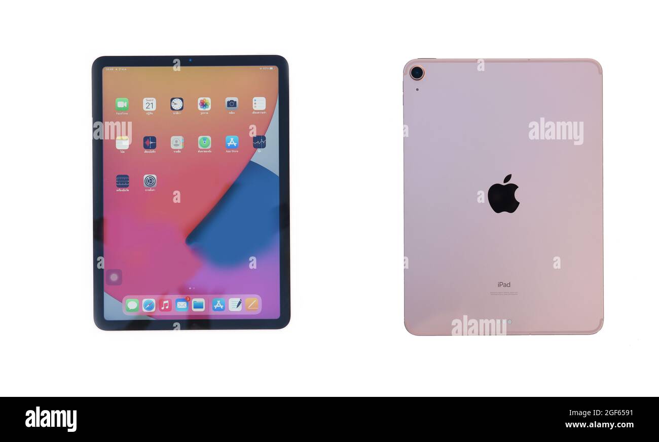 Bangkok, Thaïlande - 21 août 2021: Nouvelle Apple iPad rose or couleur,  écran d'accueil et arrière de la vue logo Apple lancement Tablet iPad Air  2020-2021 (4t Photo Stock - Alamy