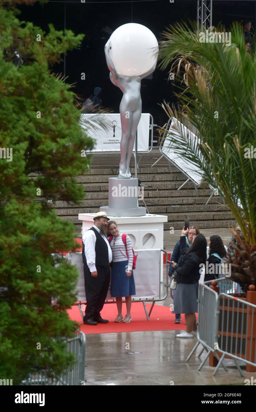 Karlovy Vary, République tchèque. 23 août 2021. Le 55e Festival international du film de Karlovy Vary (KVIFF) s'est poursuivi le 23 août 2021, à Karlovy Vary, en République tchèque. Crédit: Slavomir Kubes/CTK photo/Alamy Live News Banque D'Images