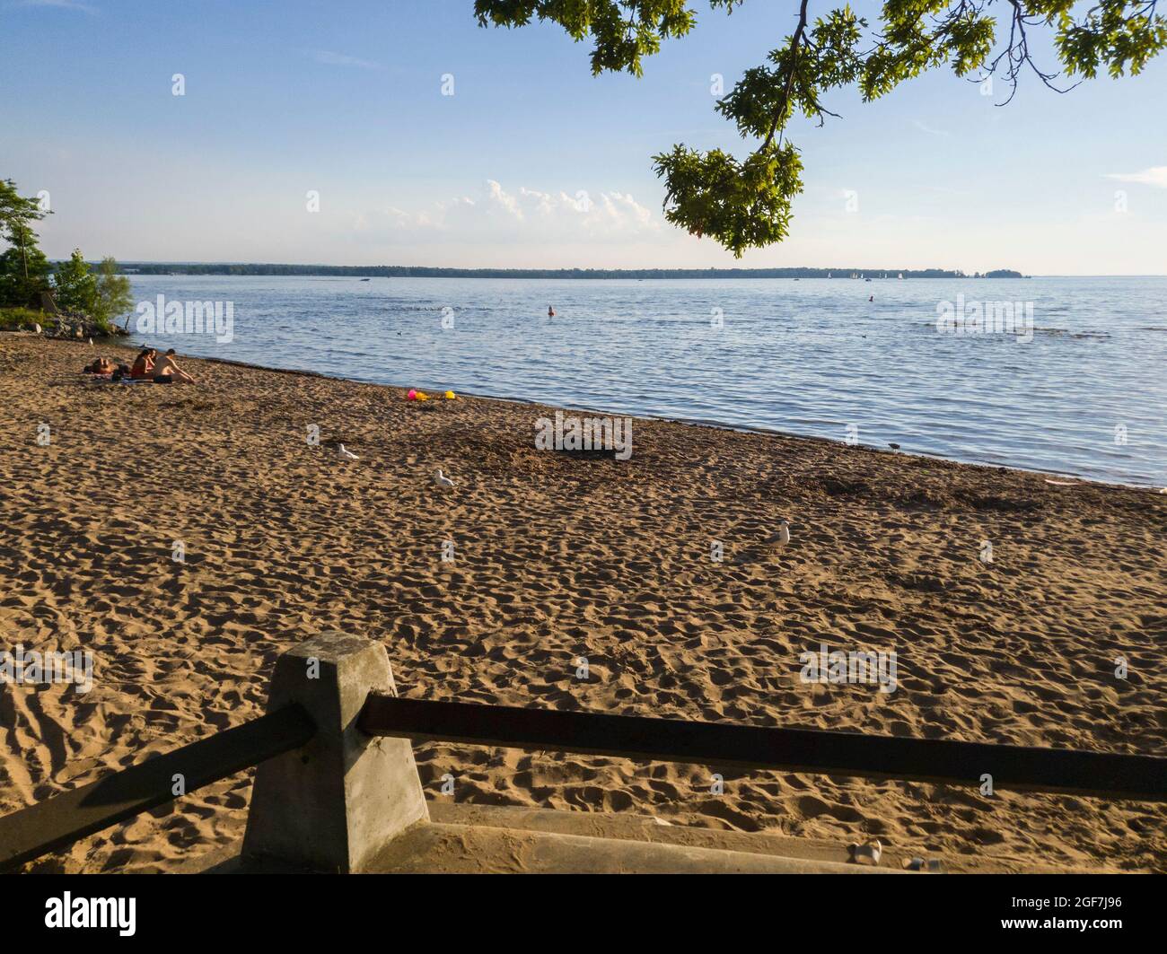 Belvédère avec vue sur le lac Oneida à Verona Beach dans le nord de l'État de New York Banque D'Images