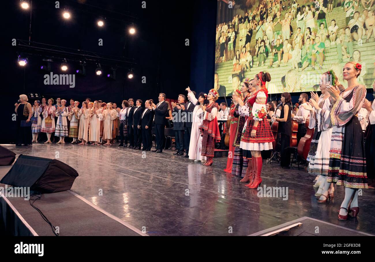 23 août 2021 Grand concert d'artistes de l'Odessa National Academic Opera and Ballet Theatre 'padshchina'. Ukraine, couleur. Crédit : Arkadiy Luchak/Alay Live News Banque D'Images