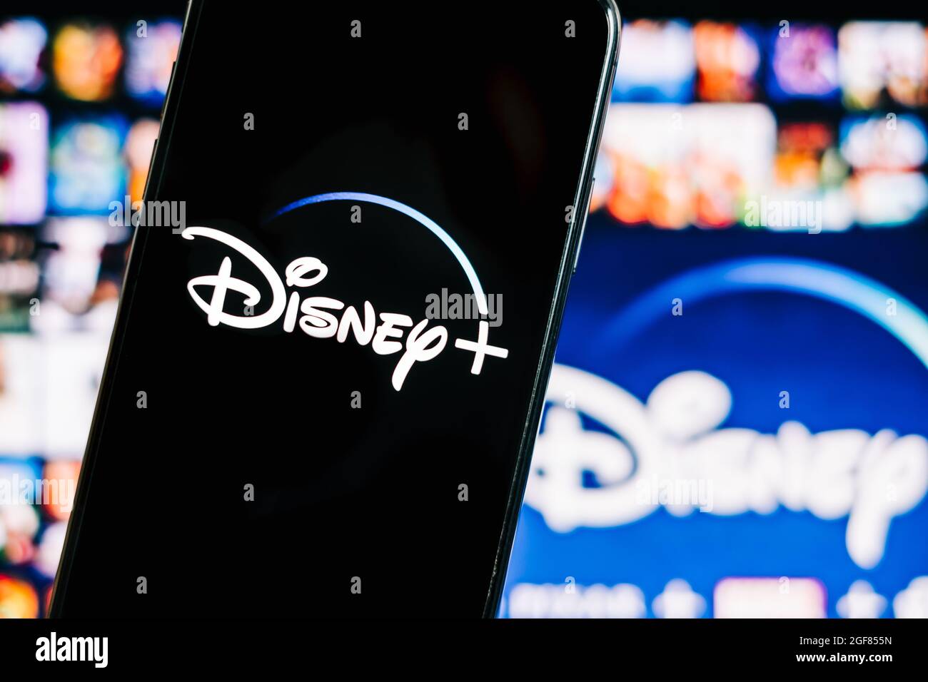 Logo Disney sur l'écran du smartphone. Banque D'Images