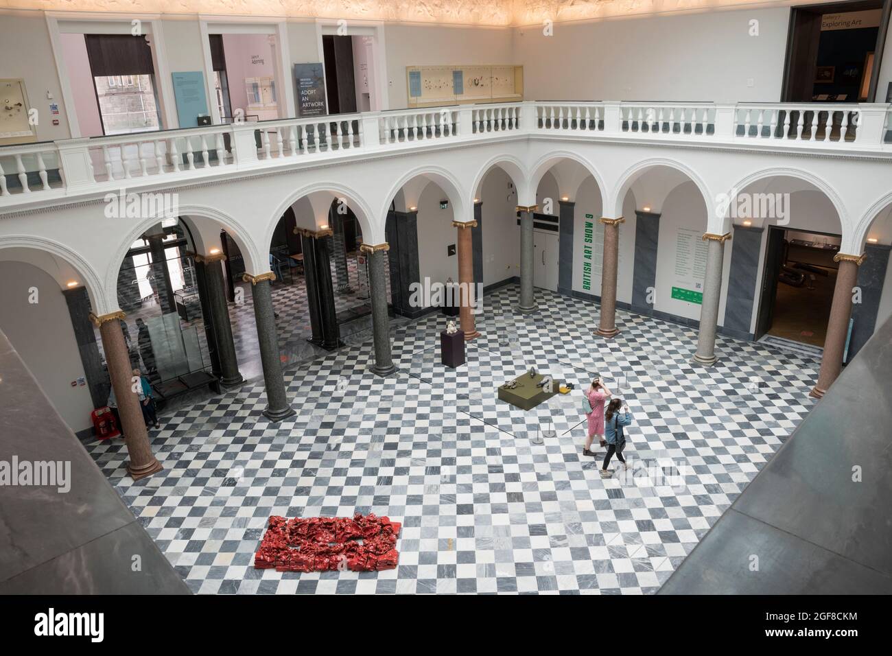 Le Sculpture court de la galerie d'art d'Aberdeen. Banque D'Images