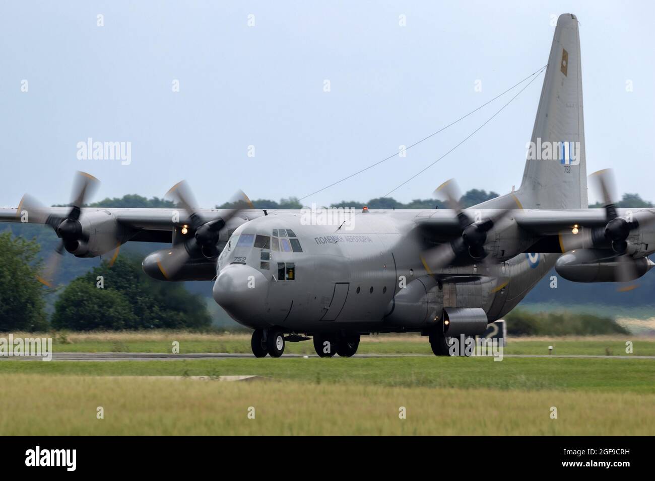 Atterrissage d'Hercules C-130 de la Force aérienne hellénique à la base aérienne de Florennes, Belgique - le 15 juin 2017 Banque D'Images