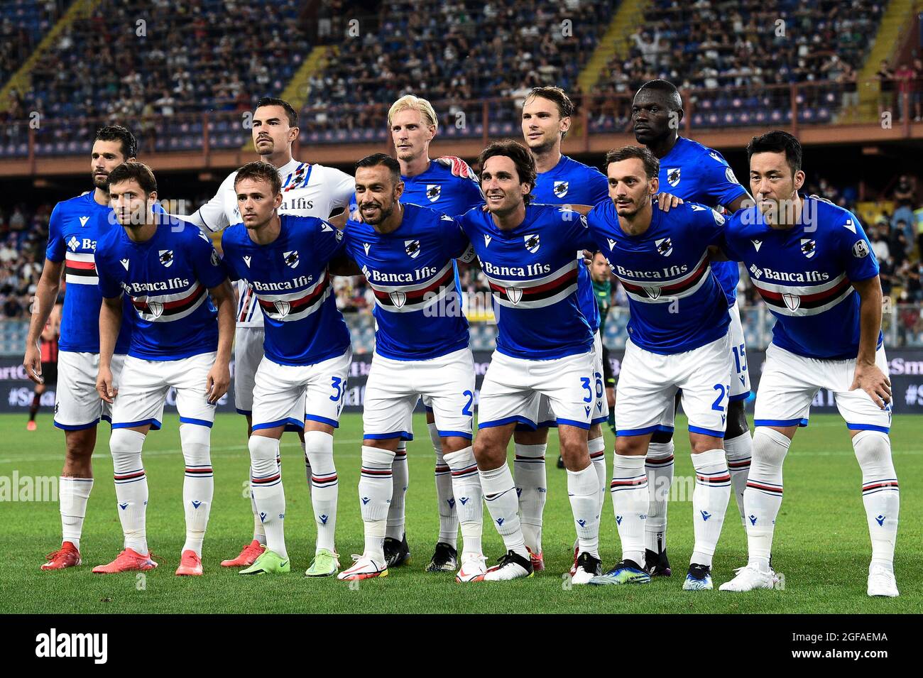 Gênes, Italie. 23 août 2021. Les joueurs d'UC Sampdoria posent pour une photo d'équipe avant la série UN match de football entre UC Sampdoria et AC Milan. Credit: Nicolò Campo/Alay Live News Banque D'Images