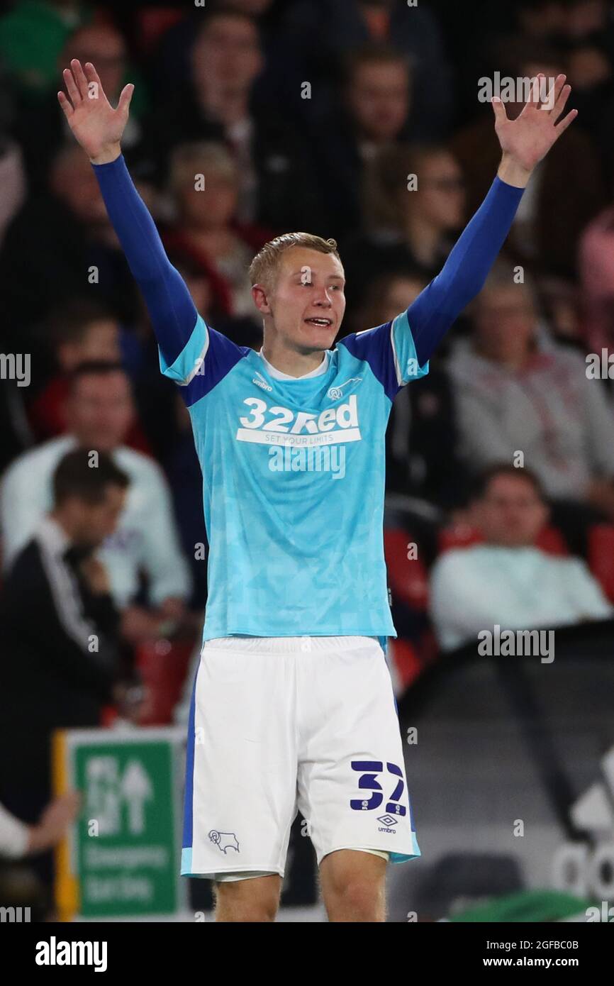 Sheffield, Royaume-Uni. 24 août 2021. Jordan Brown du comté de Derby pendant le match de la Carabao Cup à Bramall Lane, Sheffield. Crédit photo à lire: Alistair Langham/Sportimage crédit: Sportimage/Alamy Live News Banque D'Images