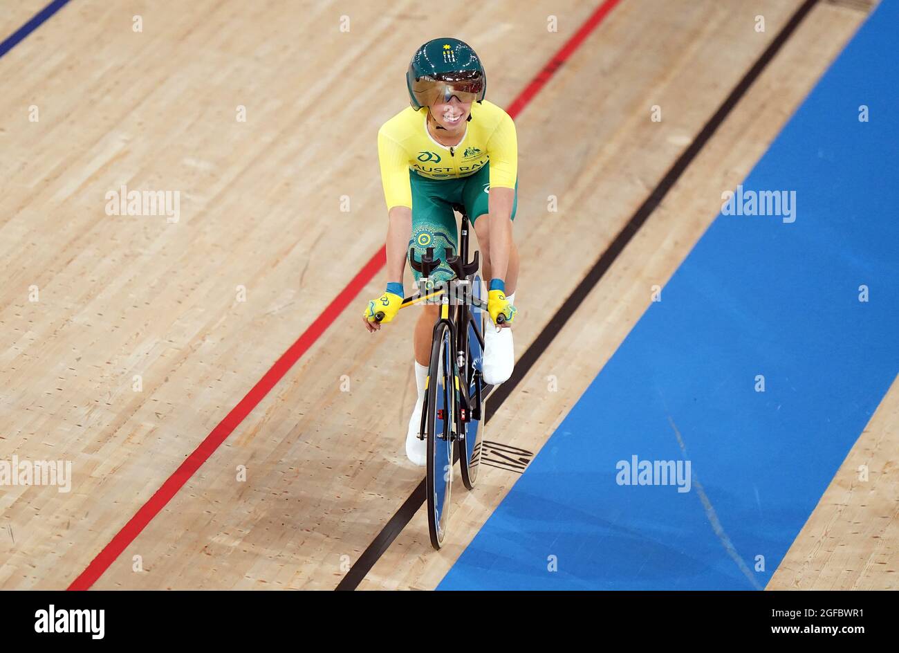 La Paige Greco d'Australie célèbre la victoire de l'or dans la course individuelle des femmes C1-3 de 3 000 m pendant la course à vélo au Vélodrome d'Izu le premier jour des Jeux paralympiques de Tokyo de 2020 au Japon. Date de la photo: Mercredi 25 août 2021. Banque D'Images