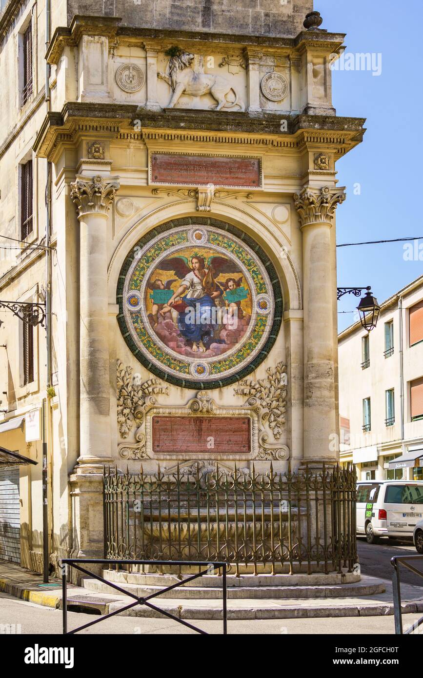 Arles, France. 6 août 2021. Vue sur la fontaine Amédée Pichot. Banque D'Images