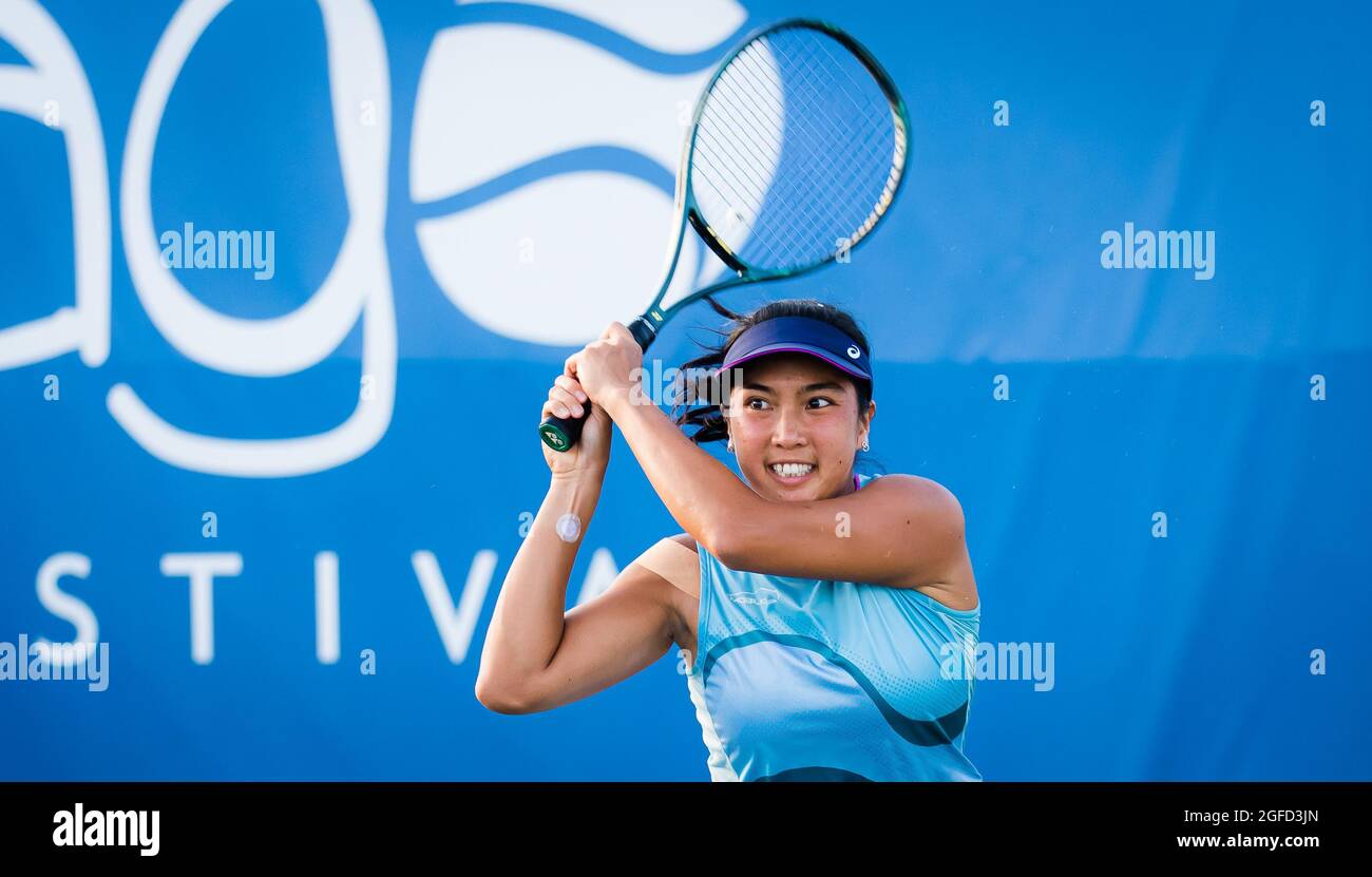 Aldila Sutjiadi d'Indonésie jouant en double au tournoi de tennis WTA  Chicago Womens Open WTA