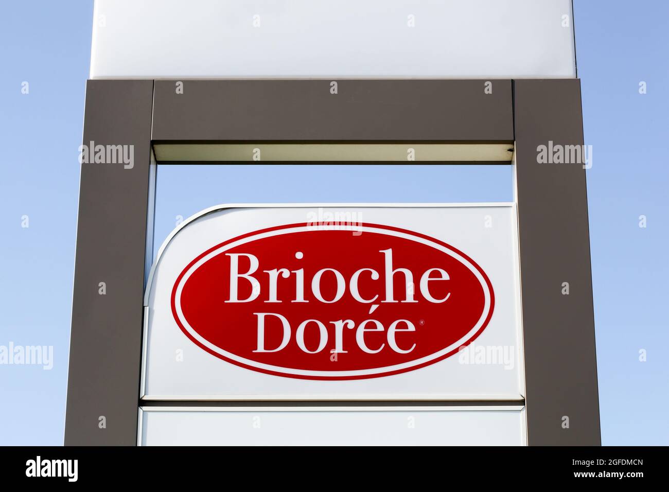 Dardilly, France - 17 juillet 2021 : Brioche Doree est une chaîne française de restaurants Bakery-Cafe fondée en 1976 et dont la création a débuté à Brest Banque D'Images