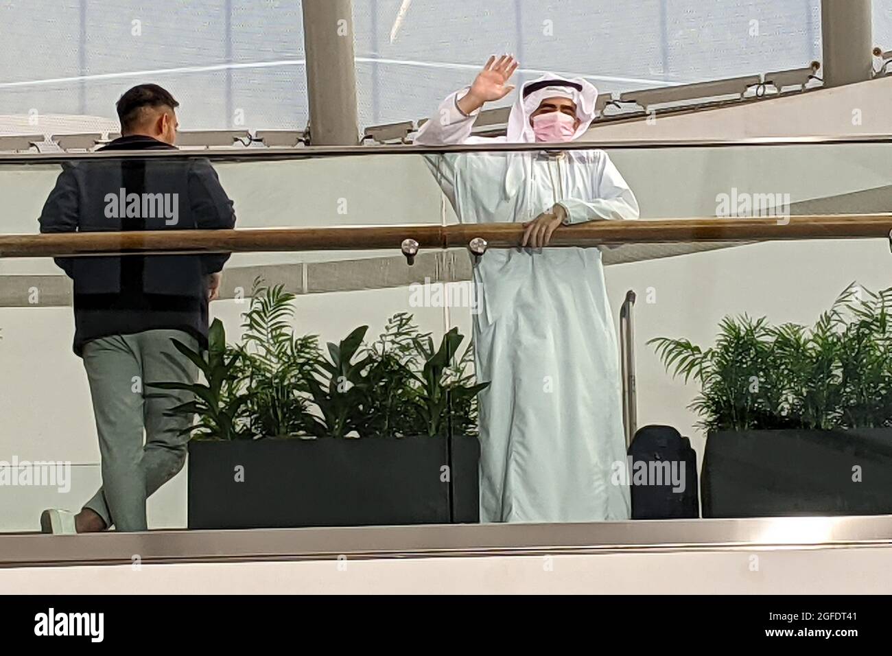 Les membres de la troupe et de l'équipage continuent de filmer Mission:Impossible 7 à la gare Grand Central New Street de Birmingham, qui a été transformée en aéroport pour filmer. Date de la photo: Mercredi 25 août 2021. Banque D'Images
