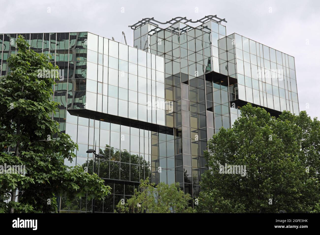 Bureaux en verre miroir construits pour Prudential Insurance en 1981 au 250 Euston Road à Londres Banque D'Images