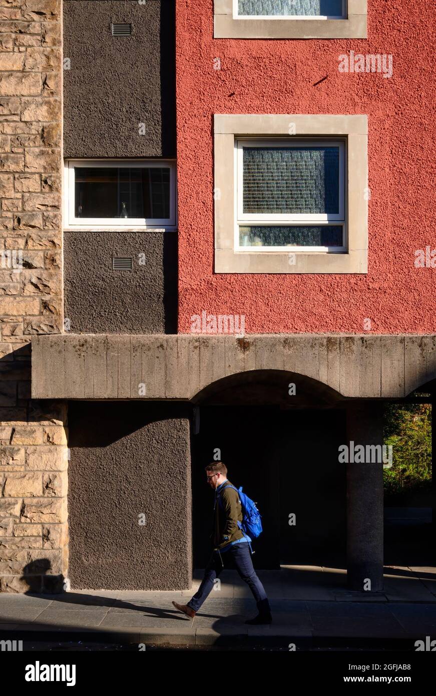 Édimbourg, Écosse, Royaume-Uni - logement de Canongate par Spence, Glover & Ferguson Banque D'Images