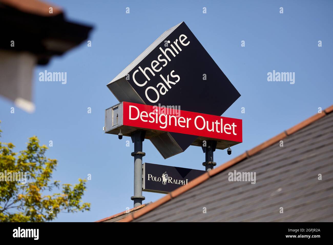 Ellesmere Port office de tourisme Cheshire Oaks, centre commercial de boutiques de créateurs géré par McArthurGlen Banque D'Images