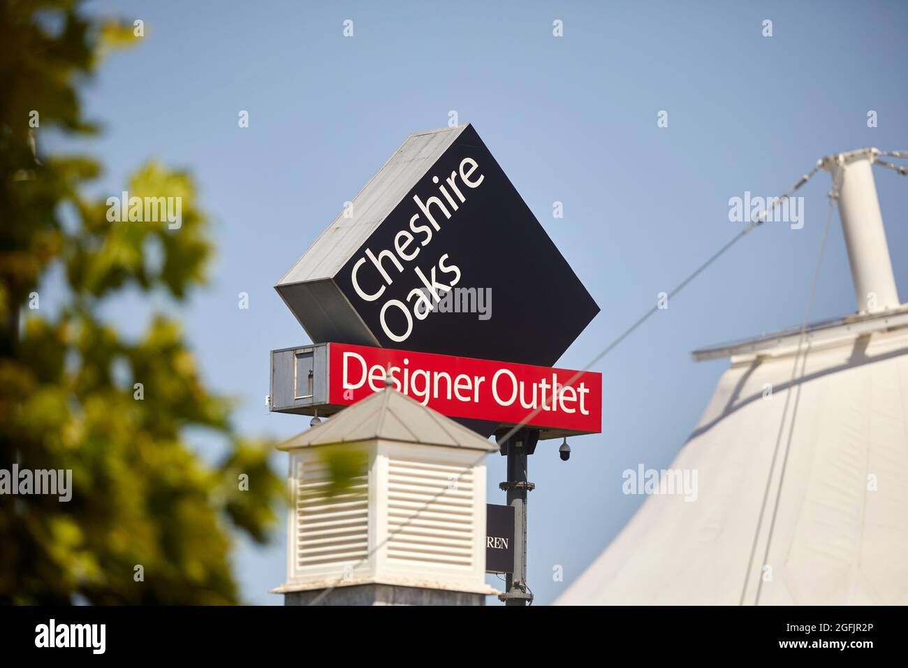 Attraction touristique du port d'Ellesmere Cheshire Oaks Designer Outlet Mall géré par McArthurGlen Banque D'Images