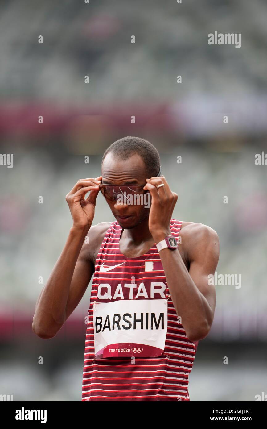 Mutaz Essa Barshim en compétition pendant les Jeux Olympiques de Tokyo en 2020. Banque D'Images