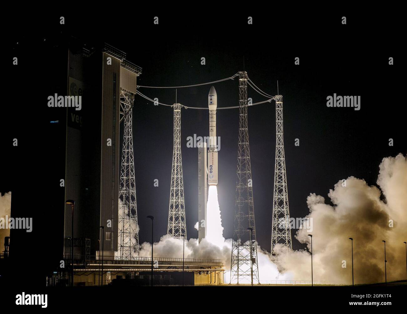 Guyane, Kourou, Centre spatial de la Guyane (CSG), 2020/11/16: Lever le petit lanceur européen chargé de mettre Ingenio et Taranis en orbite pour Banque D'Images