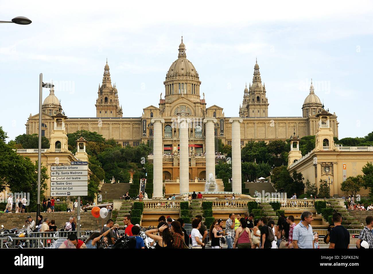 Vue sur le Palais National de Catalunya avec la fontaine Montjuic, Barcelone, Catalunya, Espagne, Europe Banque D'Images