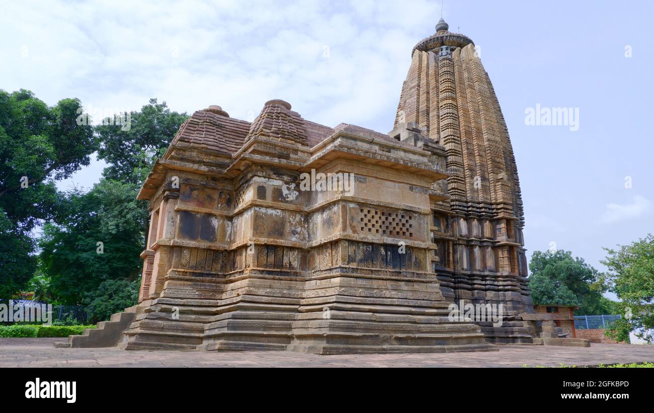 Angle bas du temple de Narayanpal, Narayanpal, Chhattisgarh, Inde. Temple de Vishnu construit Circa 11ème siècle. Contemporain à Khajuraho Banque D'Images