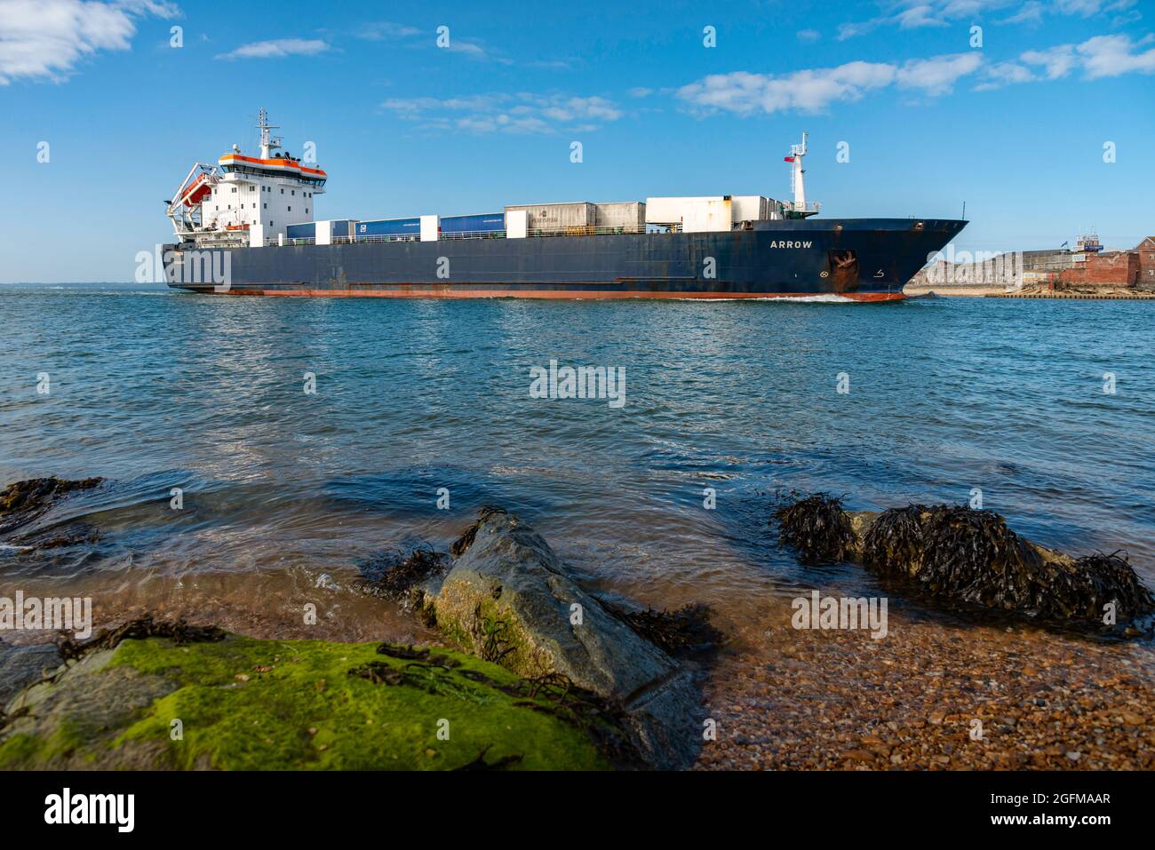 Le ferry RO-RO Arrow est la propriété de l'Isle of Man Steam Packet. Le traversier de fret est souvent affrété comme navire de secours à d'autres exploitants. Banque D'Images Le ferry RO-RO Arrow est la propriété de l'Isle of Man Steam Packet. Le traversier de fret est souvent affrété comme navire de secours à d'autres exploitants. Banque D'Images