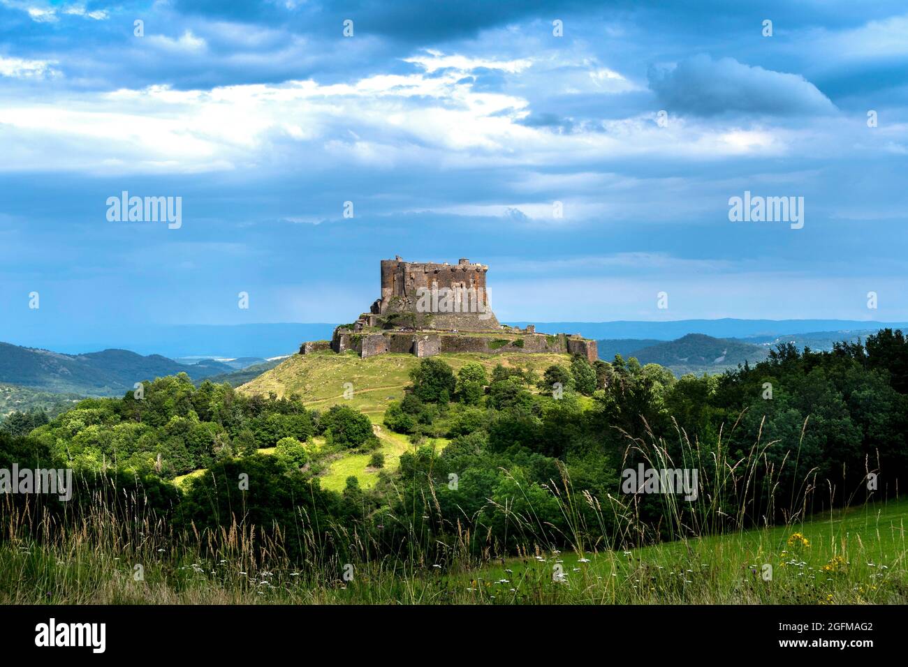 Château de Murol, Parc naturel des volcans d'Auvergne, département du Puy de Dome, Auvergne Rhône Alpes, France Banque D'Images