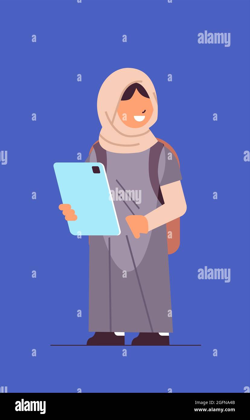 jeune fille arabe utilisant un pc tablette souriant fille avec gadget Illustration de Vecteur