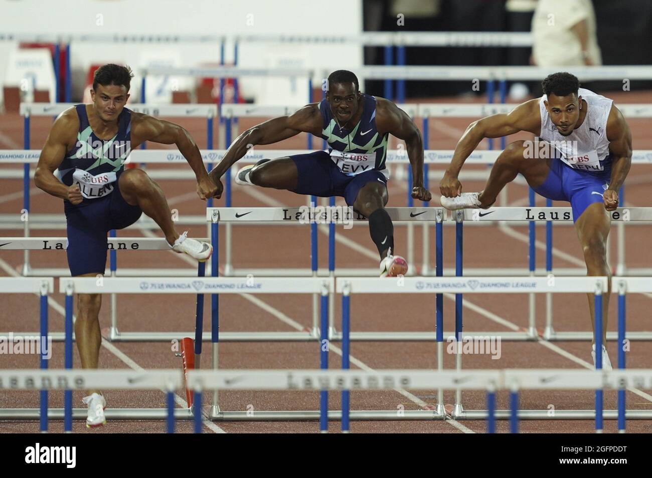 Lausanne, Suisse. 26 août 2021. Allen, de Grande-Bretagne, remporte les hommes 400m haies lors de l'Athletissima Lausanne au stade olympique de la Pontaise à Lausanne, Suisse. Crédit: SPP Sport presse photo. /Alamy Live News Banque D'Images