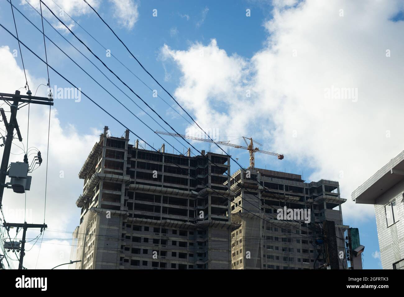 Salvador, Bahia, Brésil - 06 juin 2021 : construction en cours dans la ville de Salvador, Bahia. Banque D'Images