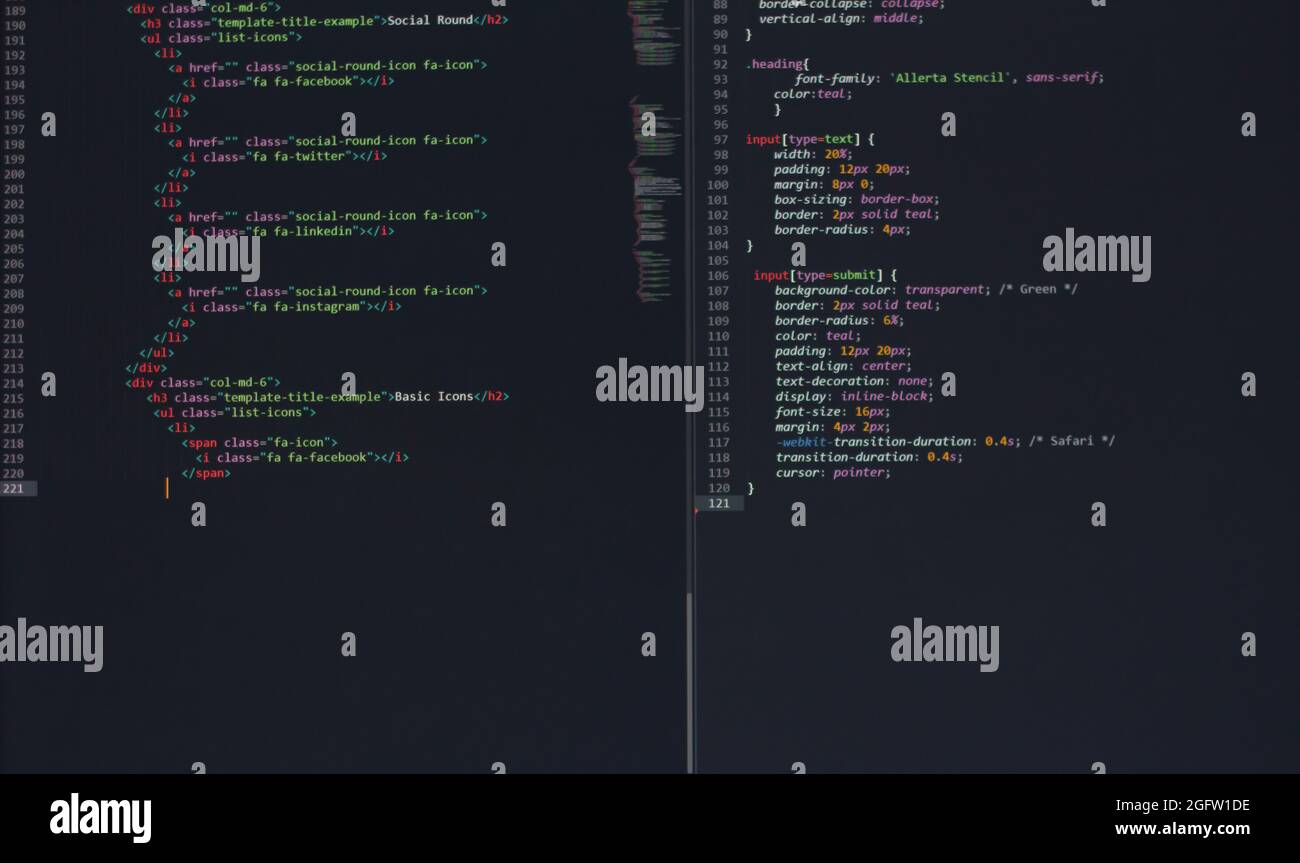 développeur python, java script, html, css code source à l'écran. script d'écriture du développeur logiciel. codage de programme. code d'édition du programmeur Banque D'Images