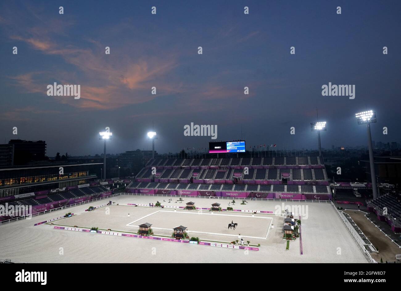 Une vue générale de la circonscription autrichienne Julia Sciancalepore Heinrich IV participe au test individuel de dressage - première année au parc équestre au cours du troisième jour des Jeux paralympiques de Tokyo de 2020 au Japon. Date de la photo : vendredi 27 août 2021. Banque D'Images