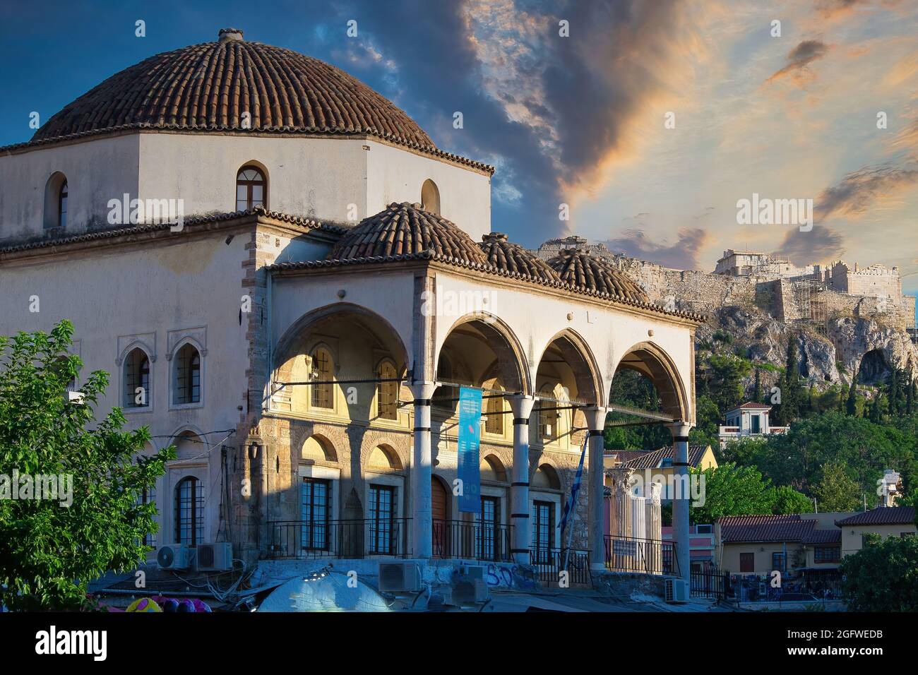 Mosquée ottomane construite en 1759 sur la place Monastiraki, au centre d'Athènes. Banque D'Images