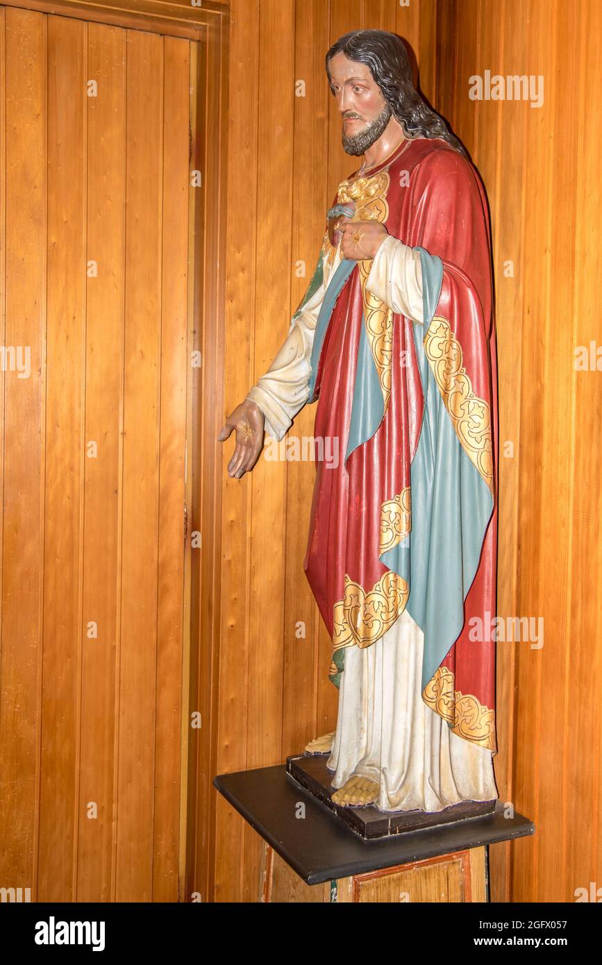 Den Hoorn, Texel, pays-Bas. 13 août 2021. Statues en bois de saints dans l'église de Den Hoornon l'île de Texel. Banque D'Images