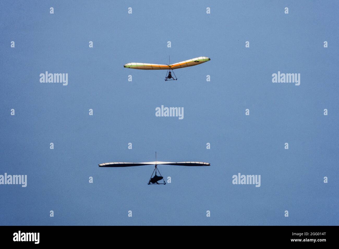 Deux planeurs volent près d'Alamogordo, au Nouveau-Mexique. Banque D'Images