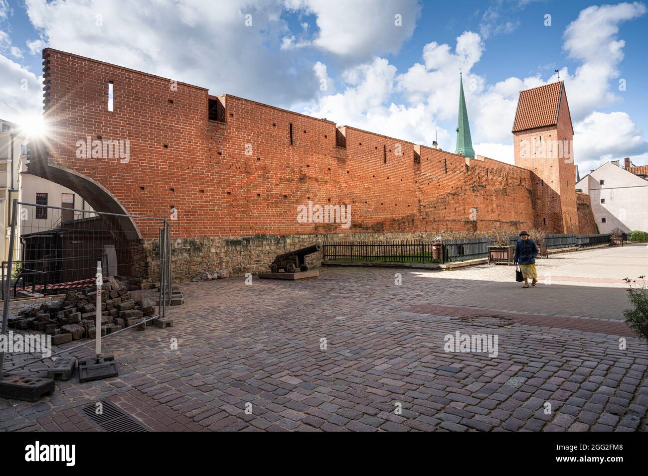 Riga, Lettonie. 22 août 2021. Vue sur les remparts de la vieille ville dans le centre-ville Banque D'Images