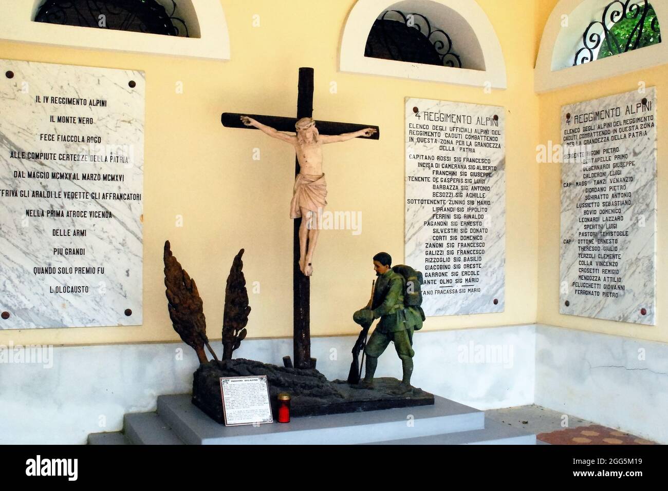 Slovénie, Gabrje.WWI, chapelle commémorative dédiée aux soldats italiens tombés au 4ème Reggimento Alpini (troupes alpines) Banque D'Images