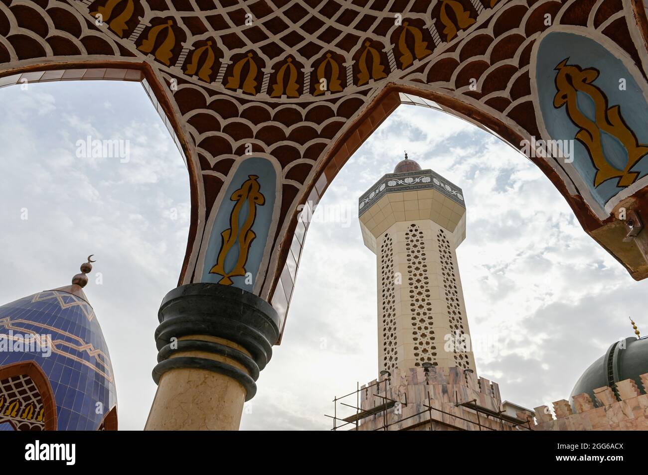SÉNÉGAL, Touba, Hauptstadt der Bruderschaft der Mouriden, Große Moschee von Touba, das religiöse Zentrum der Murīdīya-Bruderschaft Banque D'Images